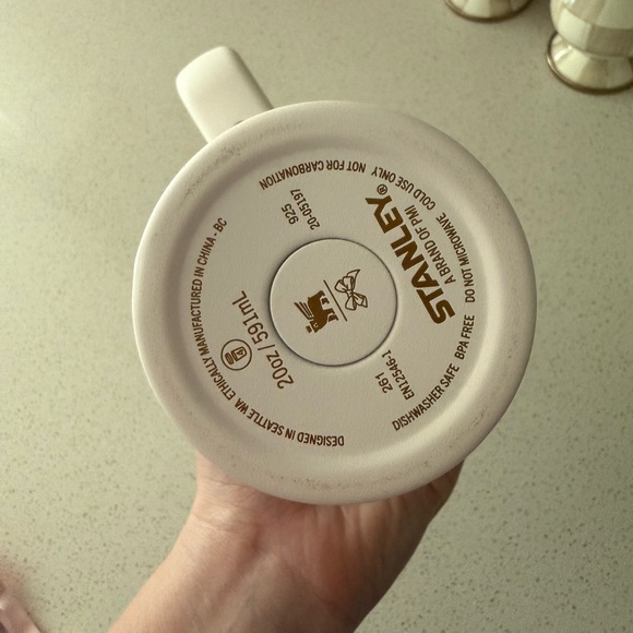 Stanley x LoveShackFancy Pink Floral Bow Tumbler 20oz - Picture 3 of 6